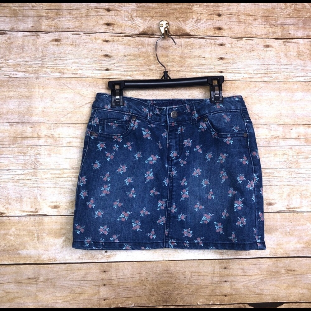 Arizona jean skirt 🛍
